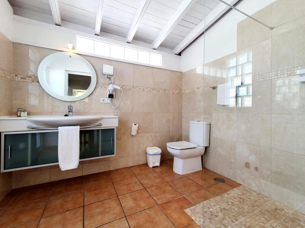 アデヘ Casa Ariesヴィラ エクステリア 写真